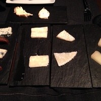 TRATTORIA CREATTA - チーズ盛り♥ワインと最高ですよ！