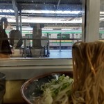 駅そば そば・うどん八起家 - そして、高崎線の美しさは、立ち食いそばの麺と絡めて完成する