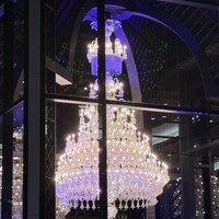 ラ ターブル ドゥ ジョエル・ロブション - 冬の風物詩バカラのシャンデリア