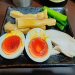 鶏paitan 心麦 - トッピング２種（煮卵・メンマ）小松菜と鶏はサービス