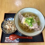 沖縄そば まるかみ - 