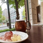 立ち飲み食堂 ウルトラスズキ - 