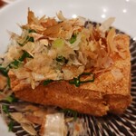 釣りあじ食堂 - 厚揚げ。揚げたては威力が段違い