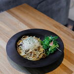 CAFE & WINE BAR WIM - 香蒜辣椒義大利麵