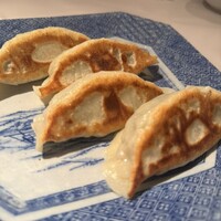 銀座ブルーリリー ステーキ＆チャイニーズレストラン - 