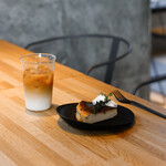 CAFE & WINE BAR WIM - カフェラテ