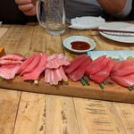 マグロマート - マグロマート盛り（写真は3人前） 1298円（1人前）