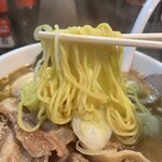 一条流がんこ総本家分家四谷荒木町 - ✅らぁ麺¥1.500
      　☑︎赤海老10kgの不純に鮟肝12kg追加
      　☑︎メンバーカードで味玉(半熟)¥100セレクト！
      　※開店1巡目サービスは焦がしネギ があります