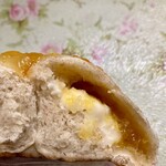 marzi-pan - マーマーレード＆
      　チーズクリームベーグル160円、具この見えてる3倍以上入っています。