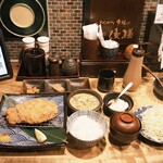 とんかつ 串揚げ 優膳 - 