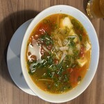 安樂 - トマト海鮮フォー