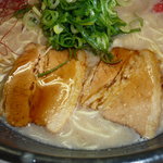 熱血らーめん 遊びじゃネェんだよ！ - チャーシュー拡大②