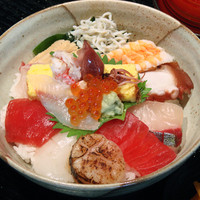 海女の「海鮮丼」