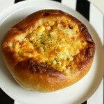 ブーランジェリー セイジアサクラ - チーズマヨコーン