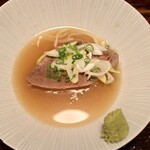 炭火焼きと創作酒肴 粋 田町店 - 超ほろほろの茹で牛タン