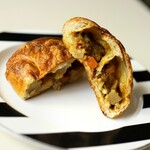 ブーランジェリー セイジアサクラ - チーズカレー