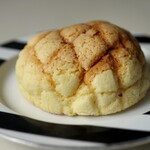 ブーランジェリー セイジアサクラ - パリで修行したパン職人がつくったメロンパン