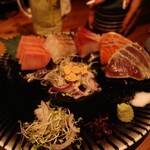 炭と海鮮と串焼きと肴 とっとっと - 