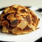 ブーランジェリー セイジアサクラ - ぶどうパン