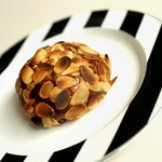 ブーランジェリー セイジアサクラ - ぶどうパン