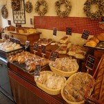 ブーランジェリー セイジアサクラ - 店内全景