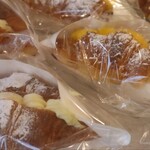 ブーランジェリー セイジアサクラ - クリームクロワッサン