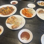 四川園 - 麻婆豆腐、エビチリ、春巻き、餃子