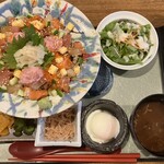 うおいちばん - 海鮮バラチラシのランチ@1,680円