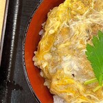 鶴や本家 - 料理写真:カツ丼　左