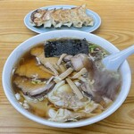 東洋一 - チャーシューワンタンメンと餃子