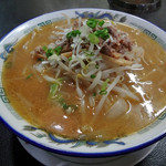 中華麺房 東龍 - みそラーメン　750円