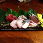 美味 酒彩 武蔵乃 - 刺身盛り合わせ