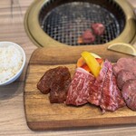 肉菜工房うしすけ - 