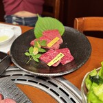 松阪牛炭火焼肉 東海亭 - 