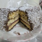 GRAND OEUF PUDDING - カット　3層