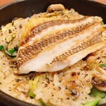 酒律　大井 - 天然鯛と黄ニラの焦がしリゾット