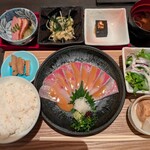 隠れ房 - 【2025/11】ごまぶり御膳＋おばんざい三種盛合せ