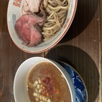 ラーメン 達磨食堂 - 麺は2種類のあい盛り