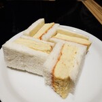 葉山珈琲 - 料理写真:マヨネーズ＆ケチャップ玉子サンド