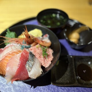 海鮮 みなと家_0