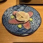 羊肉専門店 辰 - ローストラムと大根サンド