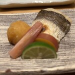 寿司割烹 魚紋 - カマス焼物