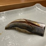寿司割烹 魚紋 - コハダ