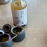 水炊き もつ鍋 博多廊 - 内観、ポン酢・柚子胡椒・ネギ