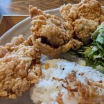 麦と米 - 牛すじカレーの唐揚げ　柔らかくメチャ美味しい