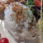 麦と米 - カレー五穀米　量があります