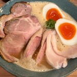 うまそうなラーメン屋 - 