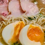 町田汁場 しおらーめん 進化 - 