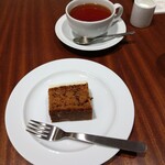 MARGARET HOWELL SHOP＆CAFE NEWoMan高輪 - 