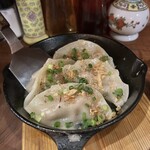 ワインと点心TUITUI - 餃子